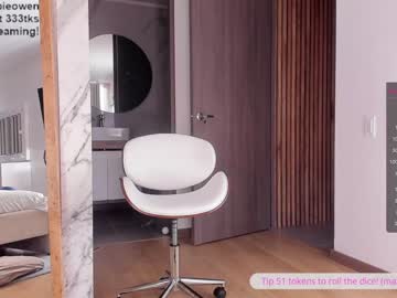 Naked cam girl abie_owen image #2620070