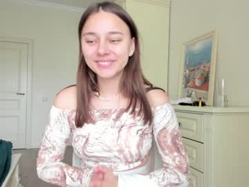 Naked cam girl eleonora_linn image #2222070