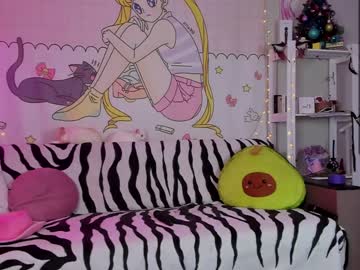Naked cam girl yumi_uwu image #3527202