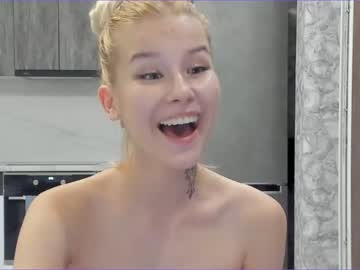 Naked cam girl juliaberrin image #2232557