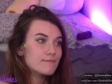 Naked cam girl blue_bubbles118 image #2061489