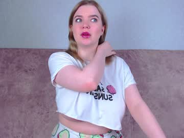 Naked cam girl blondiebetsy image #1325796