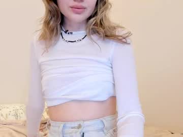 Naked cam girl qtie0 image #4070497