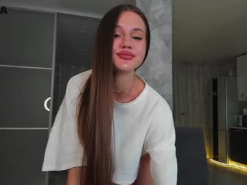 Naked cam girl mia_devill image #3893422