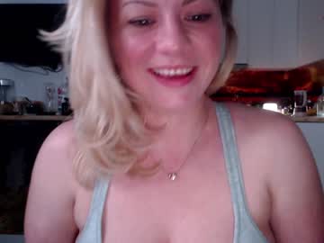 Naked cam girl kiradivine image #1757202