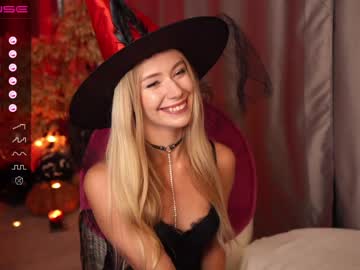 Naked cam girl vika54784 image #2976117
