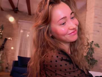 Naked cam girl olaya_del_mar image #2420555