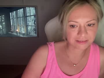 Naked cam girl kiradivine image #2540366