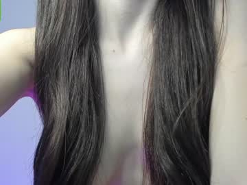 Naked cam girl lucie_beltran image #2908562