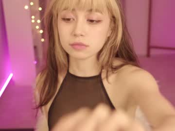 Naked cam girl y_u_m_i_k_a image #3743248