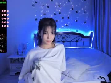 Naked cam girl aisneon image #1316286