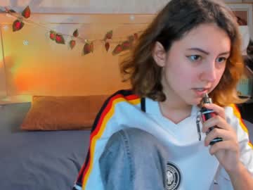 Naked cam girl nalaray image #3651807