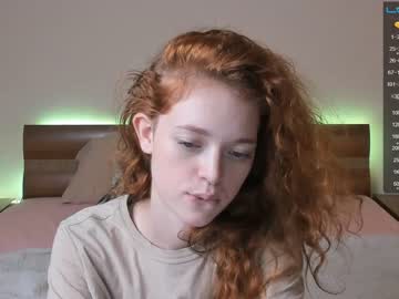Naked cam girl olivia_garden image #2372421
