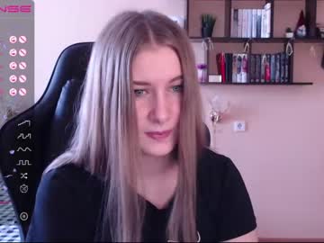 Naked cam girl minnie_olson_ image #3576177