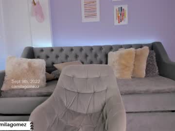 Naked cam girl camilagomezz image #2613378