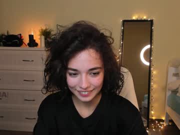 Naked cam girl ella_flar_ image #2804816