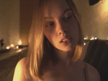 Naked cam girl bibi_it_is image #2570356