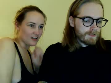 blondeedisaster naked cam