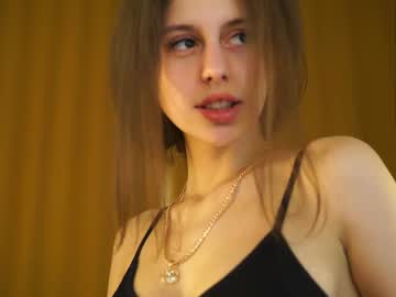 Naked cam girl plump_bums image #1452504