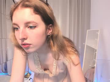 Naked cam girl p_love_ image #1234093