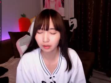 Naked cam girl micu_ko image #111747