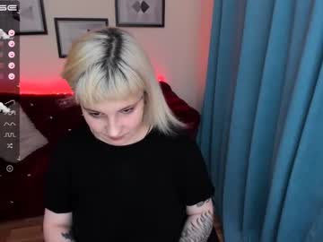 Naked cam girl yolandi_toit image #2167686