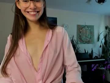 Naked cam girl bush_mia image #1323132