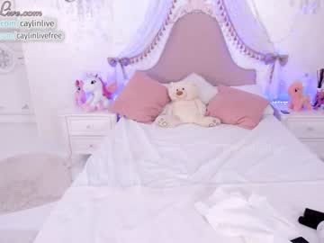 Naked cam girl caylin image #2913401