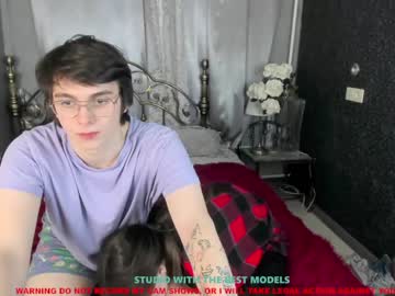 Naked cam couple karolina_coy image #1555144