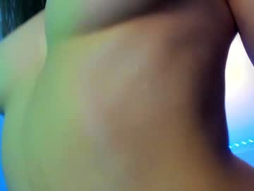 Naked cam girl _meganmeow_ image #2191543