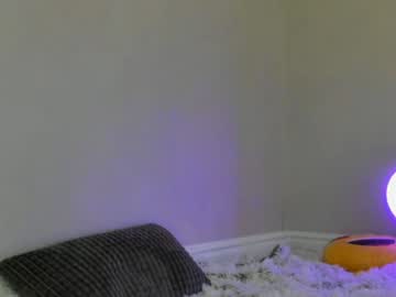 Naked cam girl meryfoxxx image #1804645