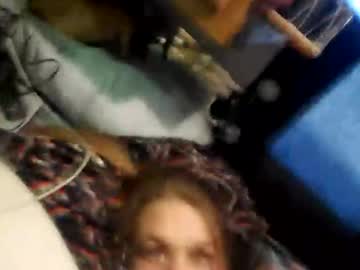 Naked cam couple lucyvybes_and_gogert image #4054866