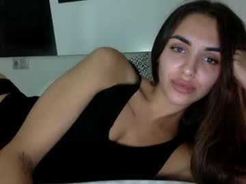 Naked cam girl camelia_meow image #1666548