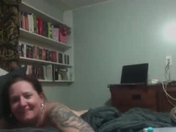 Naked cam couple hawtdawg_milfymama image #3656803