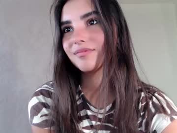 Naked cam girl nika_la image #2372323