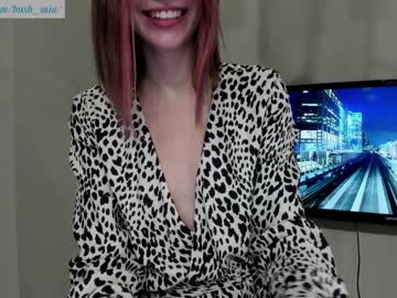 Naked cam girl bush_mia image #3084953