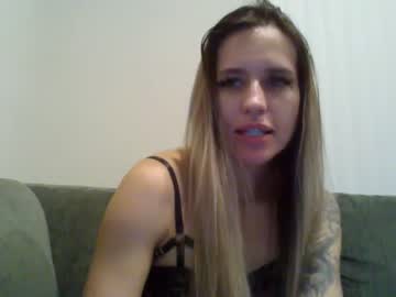 chaneld naked cam