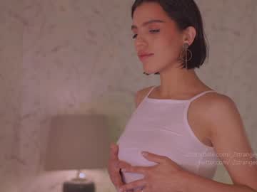 Naked cam girl _2strangers image #2426921