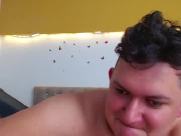 Naked cam couple penelope_jennerr image #2683649