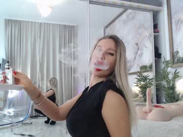 Naked cam girl marrylouanne image #3832504