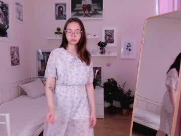 Naked cam girl amelia_beltran image #2474860