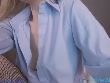 Naked cam girl alice_kosmos image #632327