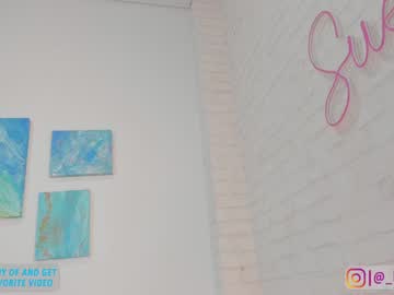 Naked cam girl _lasuescun image #2205272