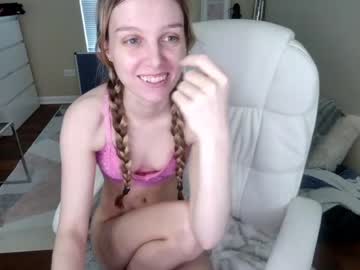Naked cam girl lily_brooke image #2948487