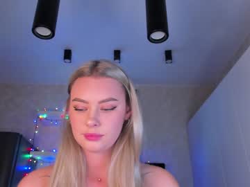 Naked cam girl 8a8y_nura image #729509