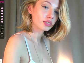 Naked cam girl r00xvel image #2068052