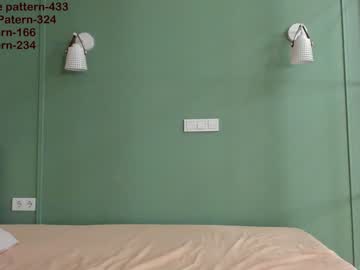 Naked cam girl chan_lia image #1270850