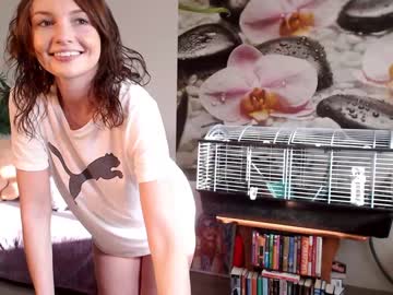 Naked cam girl jennycutey image #1020626