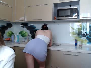 Naked cam couple renae_tom image #3188869