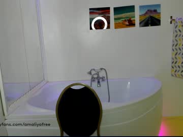 Naked cam girl amelia__williams image #788127